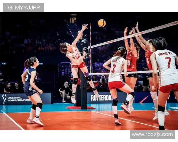 14男篮对决意大利队全力以赴争夺胜利展现青春风采